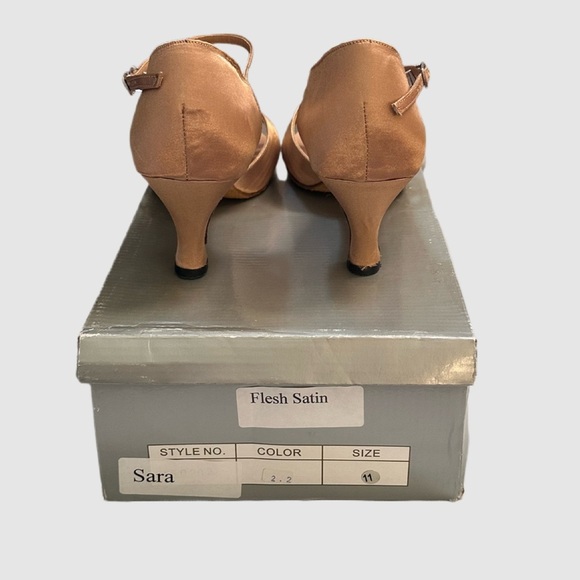 Featherlite Ballroom Dance Shoes Style: SARA Size 11 M Nude Satin 2.2” Heel NIB - Picture 9 of 14